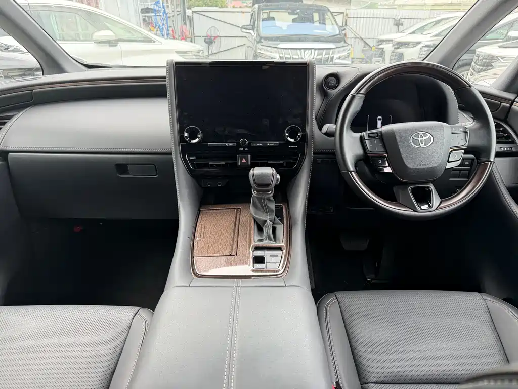 Toyota Alphard 2024 — фото 6