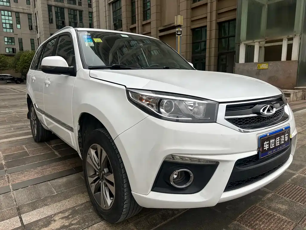 Chery Tiggo 3 2015 — фото 8