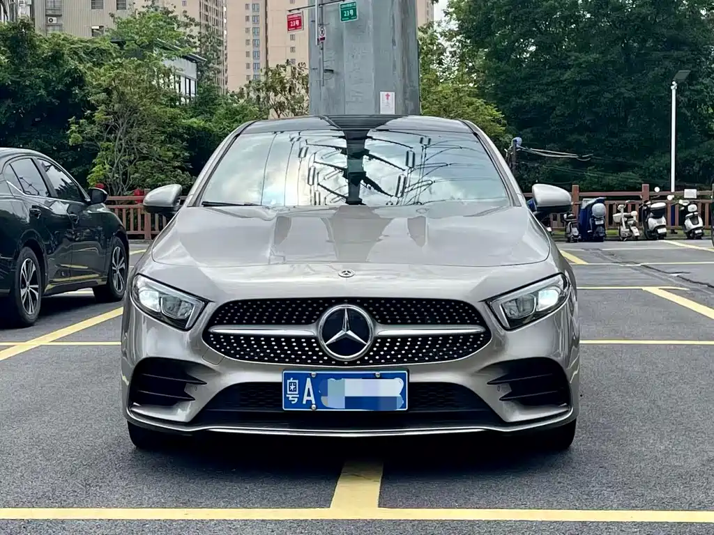 Mercedes-Benz A-Class 2021 — фото 2