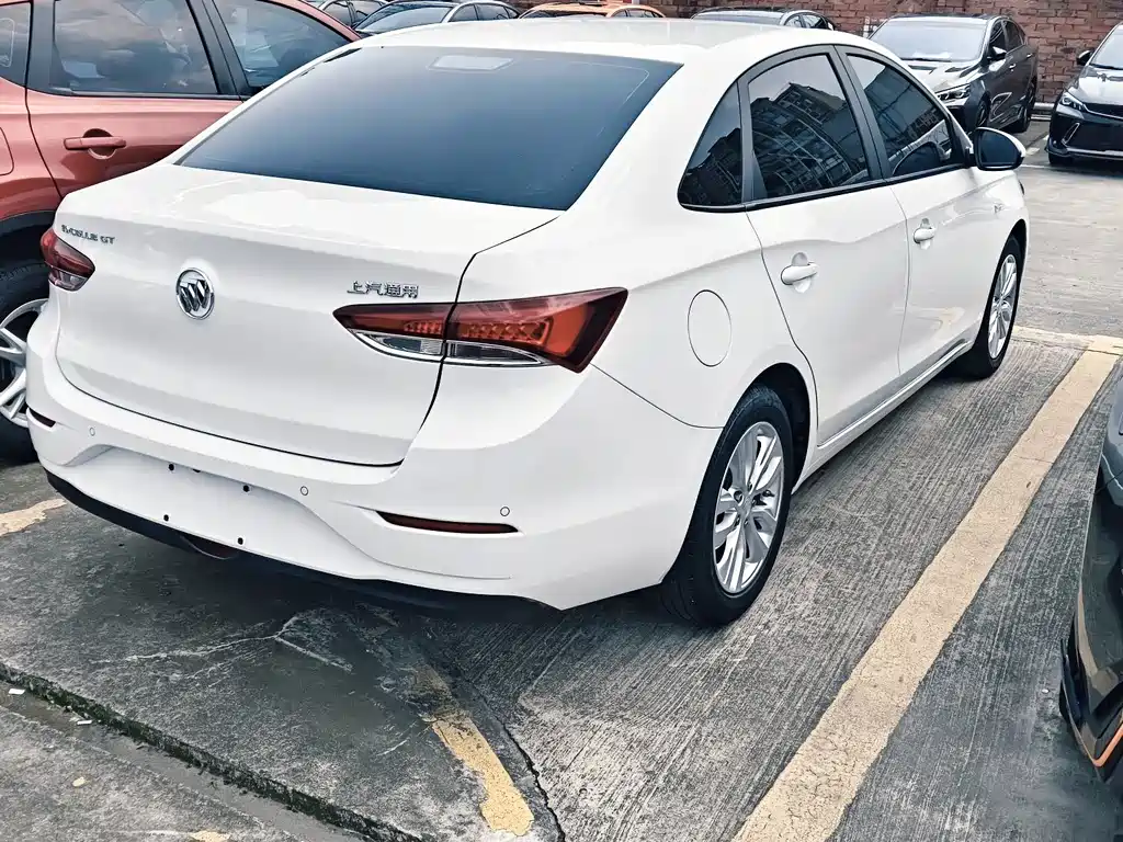 Buick Excelle 2021 — фото 14