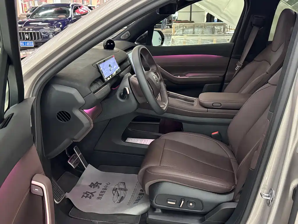 NIO EC7 2025