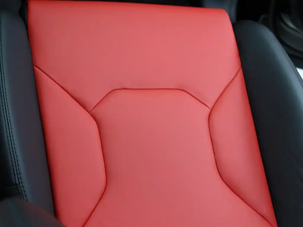 Lamborghini Urus 2019 — фото 23