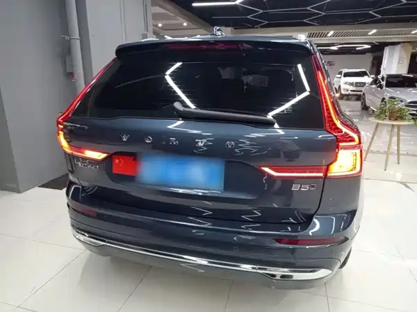 Volvo XC60 2023