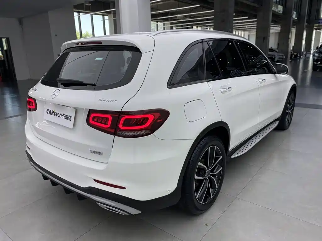 Mercedes-Benz GLC 2021 — фото 31