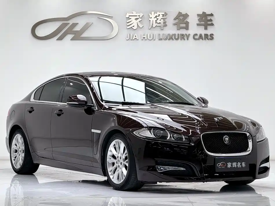Jaguar XF 2013 — фото 3