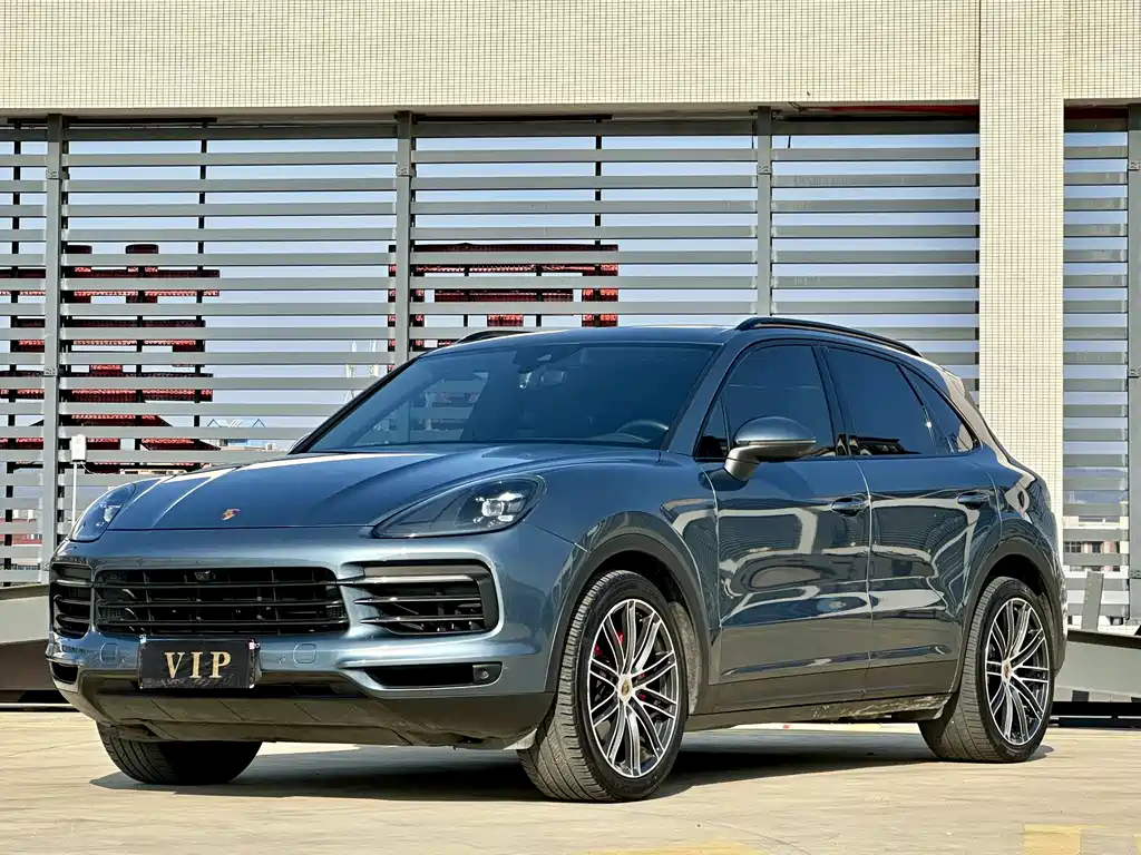 Porsche Cayenne 2019 — фото 1