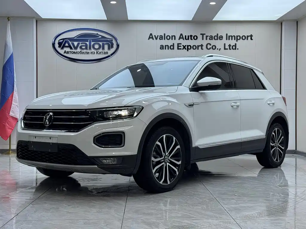 Volkswagen T-Roc 2022 — фото 1
