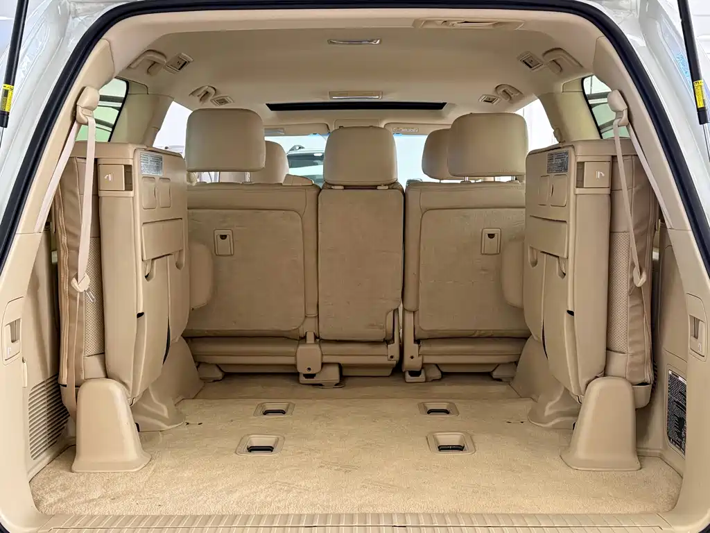 Toyota Land Cruiser 2017 — фото 15