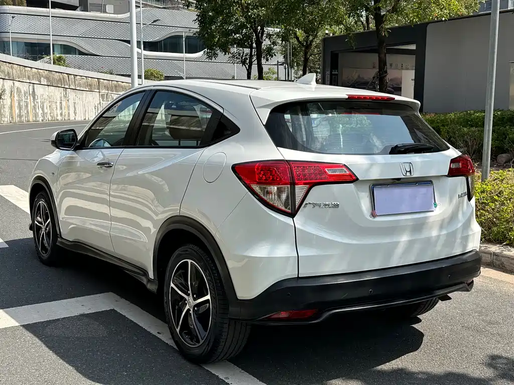 Honda Vezel 2021 — фото 13