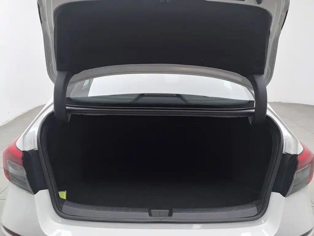 Honda Civic 2025 — фото 16