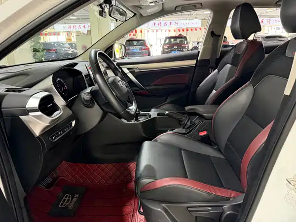 Geely Binyue 2022