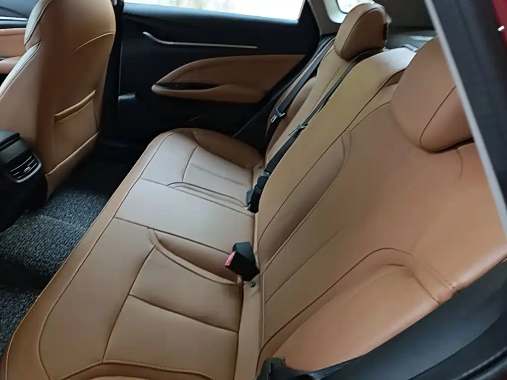 Buick Excelle 2018 — фото 17