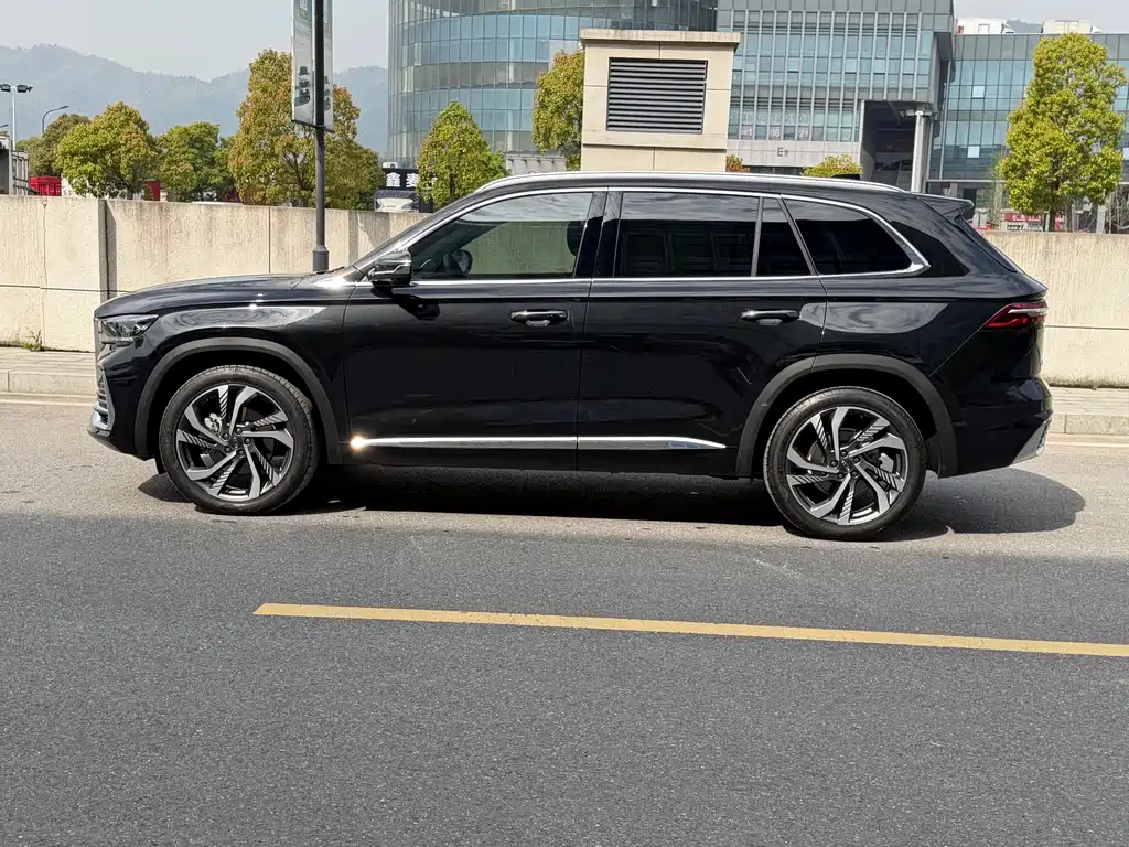 Geely Xingyue L 2025 — фото 8