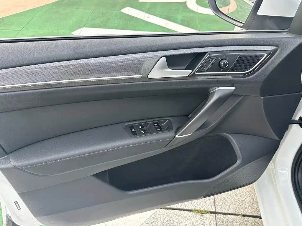 Volkswagen Golf Jialu 2018 — фото 10