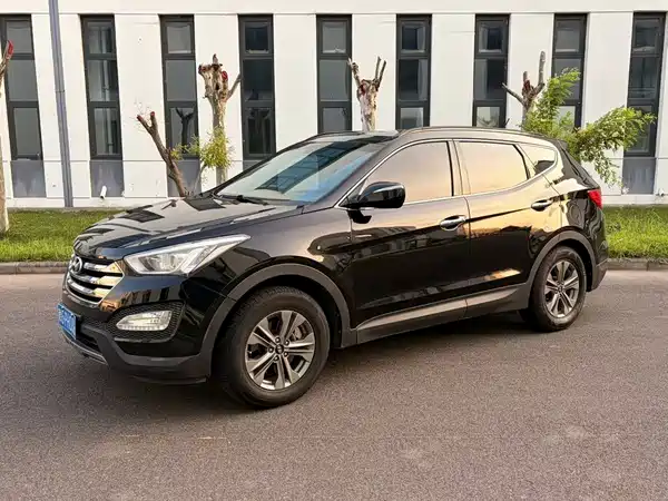 Hyundai Santa Fe 2014