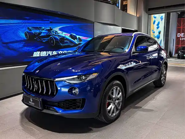 Maserati Levante 2021
