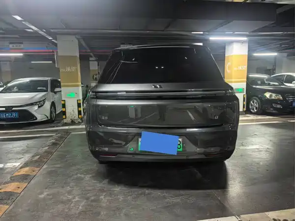 Li Auto L8 2023