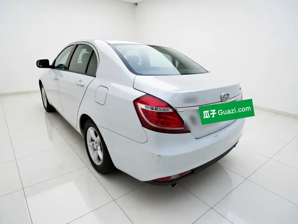 Geely Emgrand 2015