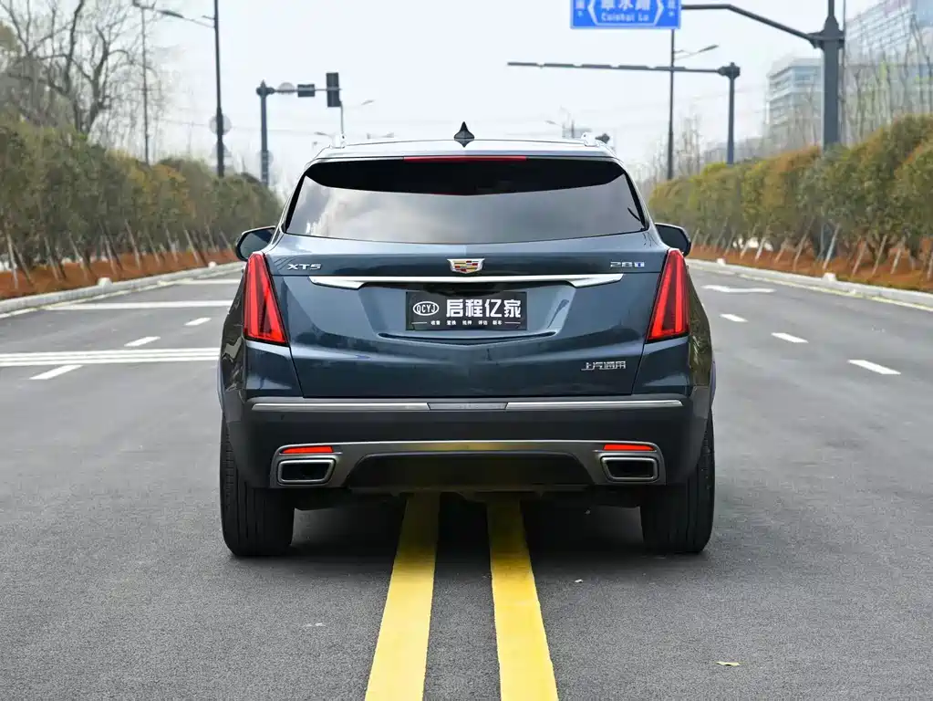 Cadillac XT5 2024 — фото 16