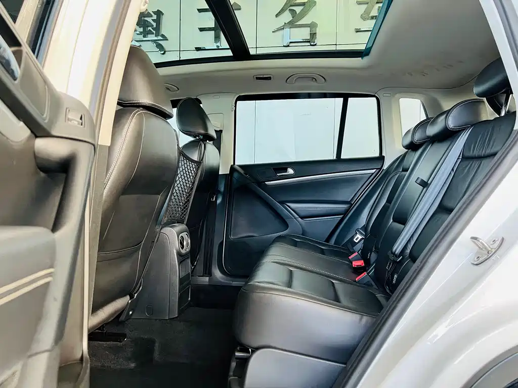 Volkswagen Tiguan 2019 — фото 18