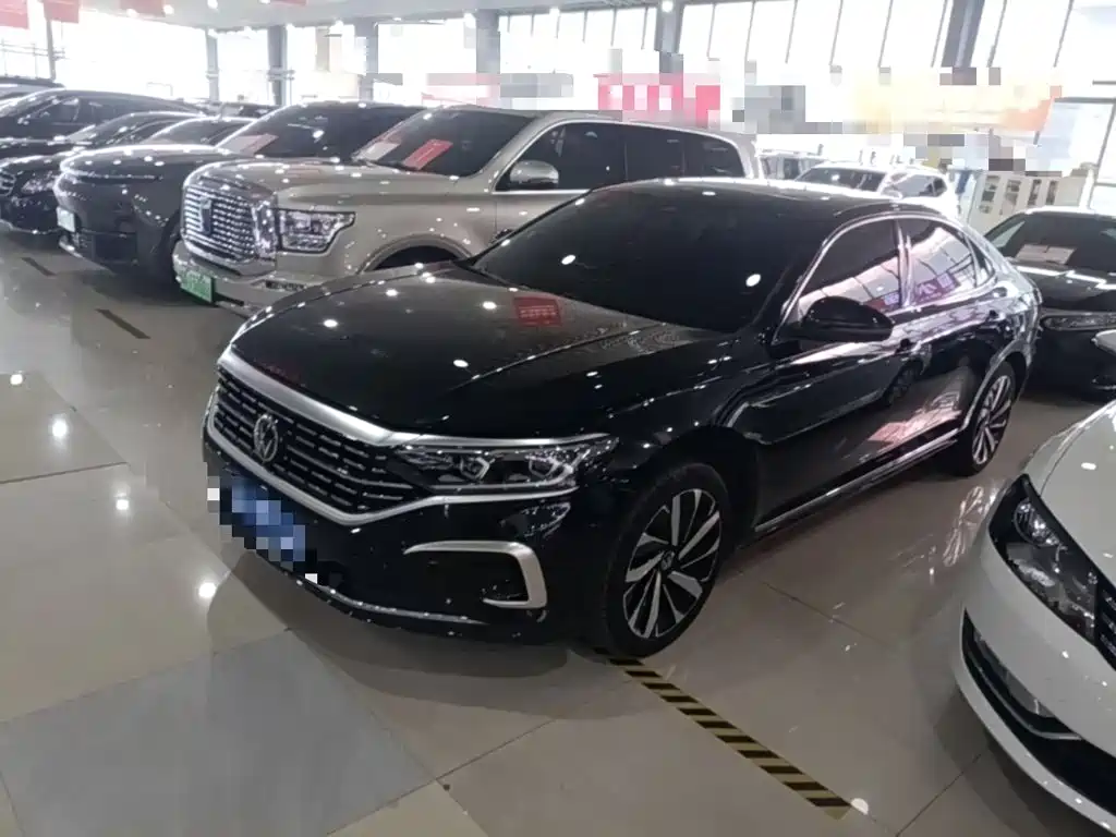 Volkswagen Passat 2024