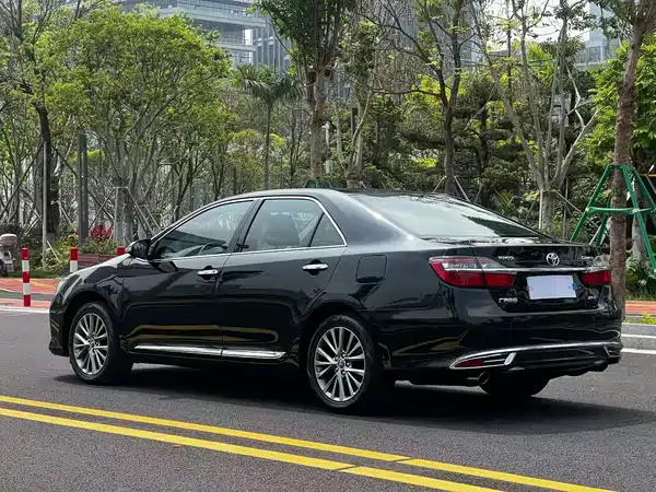 Toyota Camry 2017