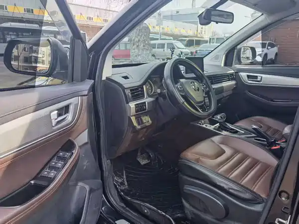 Dongfeng Jingyi X6 2017