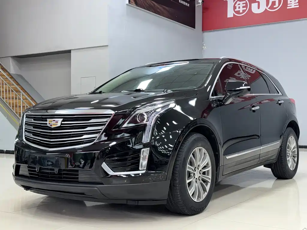 Cadillac XT5 2016 — фото 1