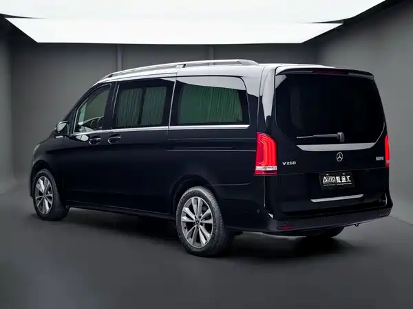 Mercedes-Benz V-Class 2022