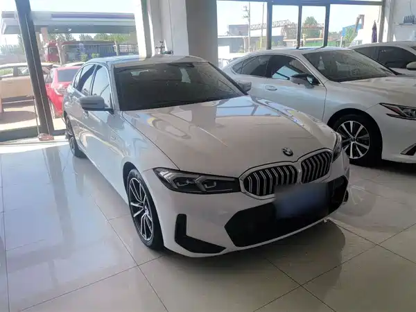 BMW 3 Series 2024