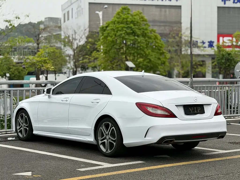 Mercedes-Benz CLS 2016 — фото 9