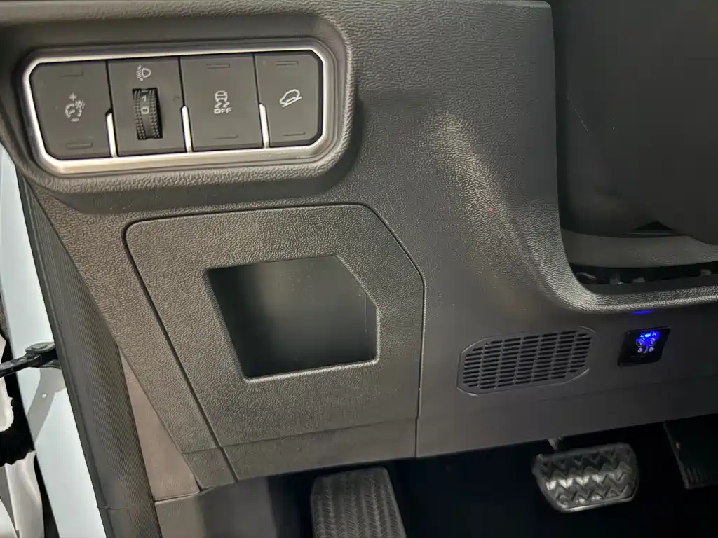 Haval H6 2023 — фото 17