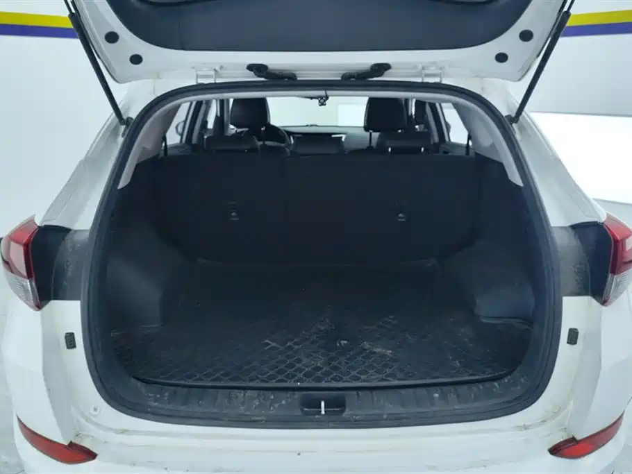 Hyundai Tucson 2018 — фото 4