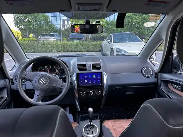 Suzuki Karma 2013