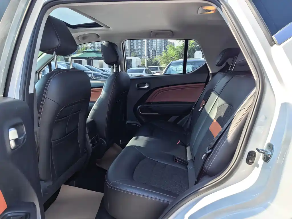 Aion Trumpchi GE3 2020 — фото 11