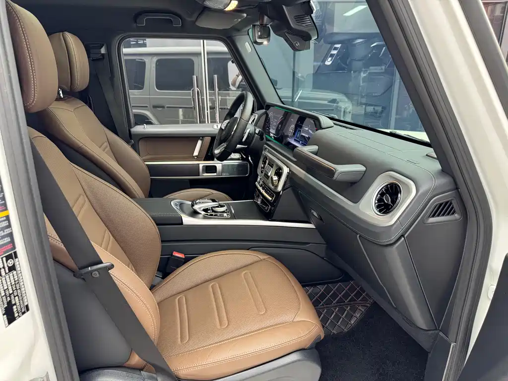 Mercedes-Benz G-Class 2021 — фото 14