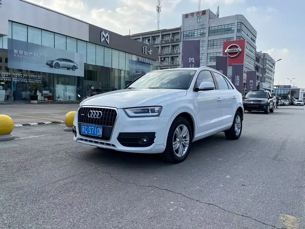 Audi Q3 2014 — фото 1