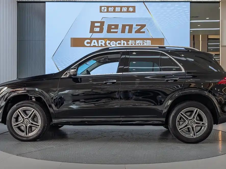 Mercedes-Benz GLE 2024 — фото 3