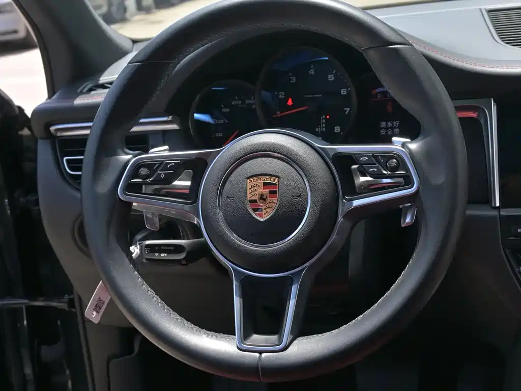 Porsche Macan 2019 — фото 7