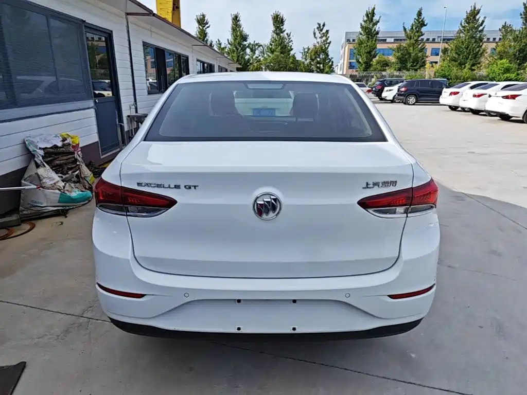 Buick Excelle 2021