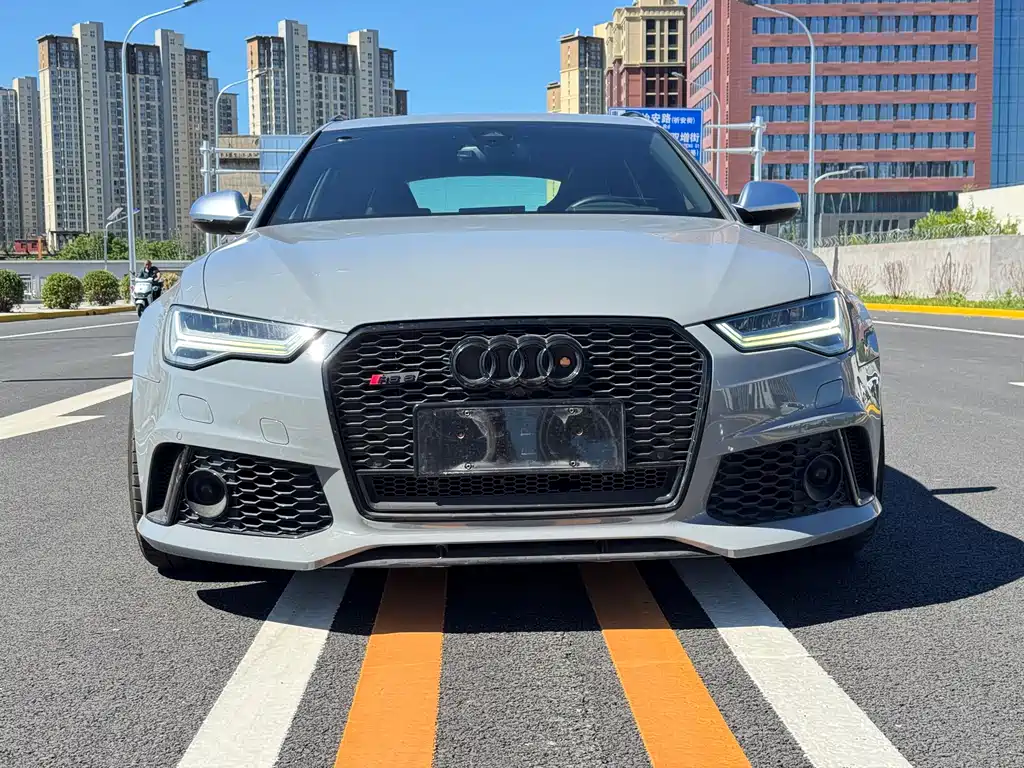 Audi RS 6 2016 — фото 2