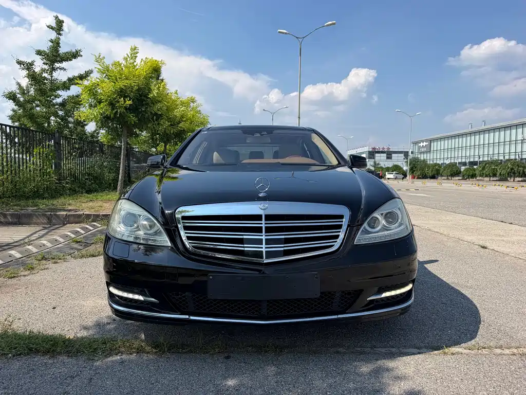 Mercedes-Benz S-Class 2010 — фото 2