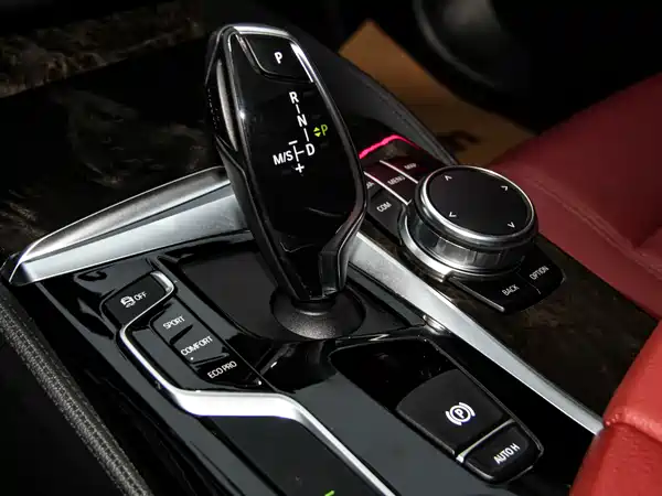 BMW 5 Series 2019