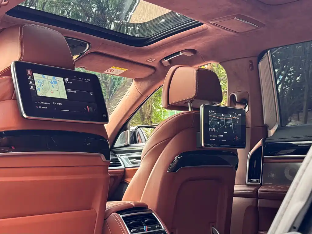 BMW 7 Series 2020 — фото 14