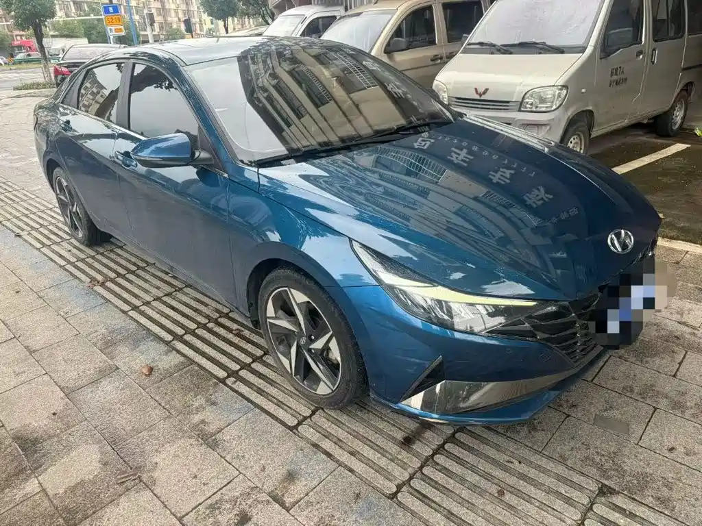 Hyundai Elantra 2022 — фото 2