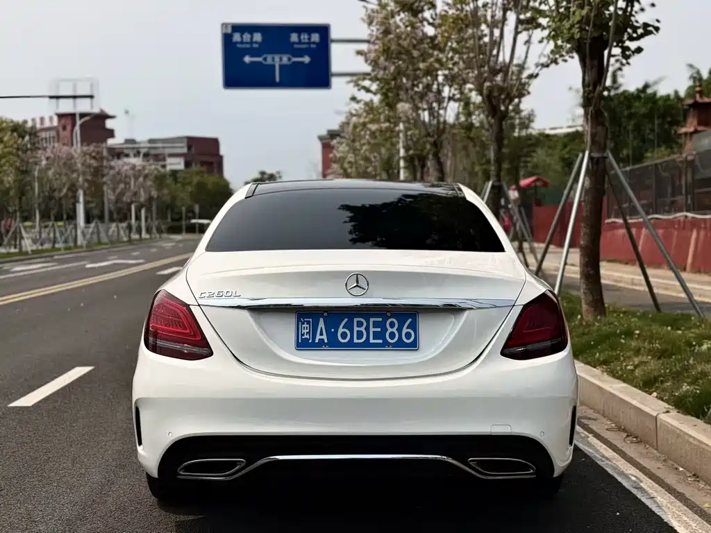 Mercedes-Benz C-Class 2020 — фото 4