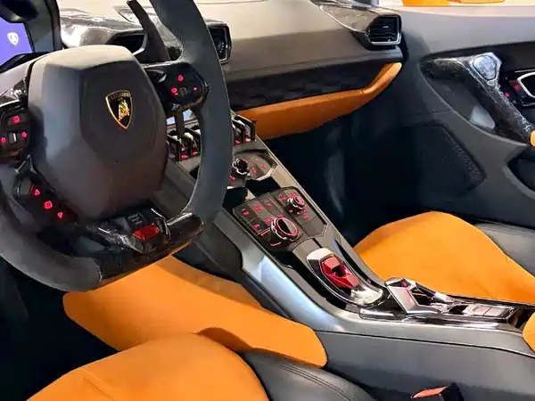 Lamborghini Huracan 2016