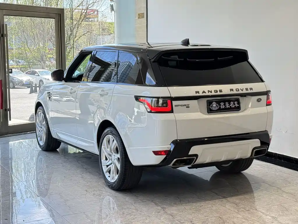 Land Rover Sport 2020 — фото 22