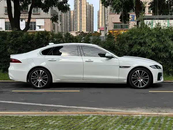 Jaguar XFL 2022