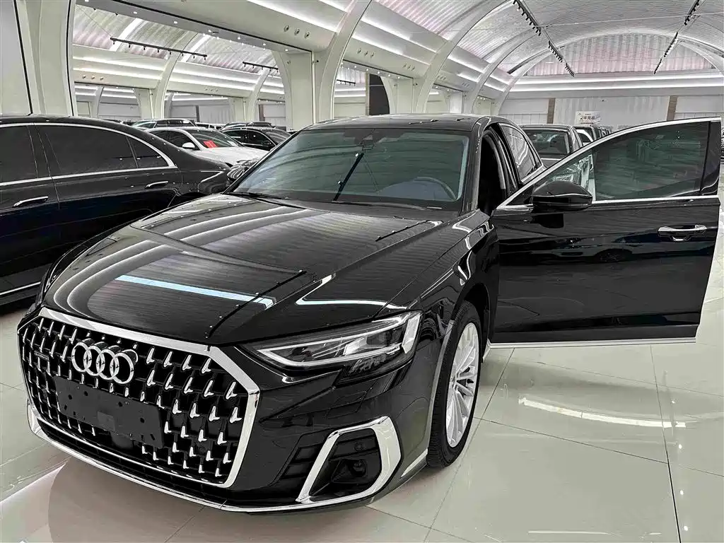Audi A8 2023